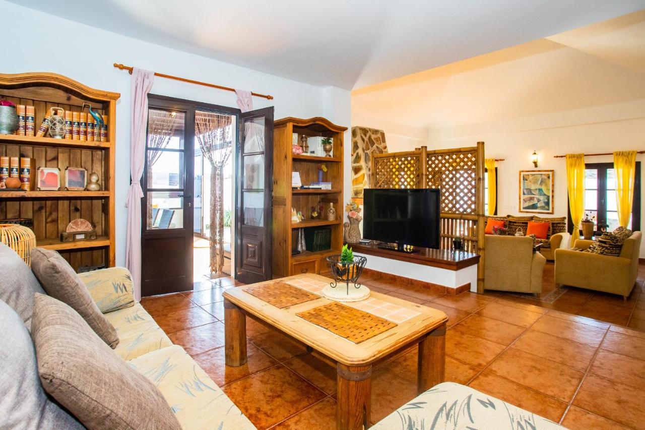 Eslanzarote Acoruma House, Super Wifi, Heated Pool Güime 外观 照片